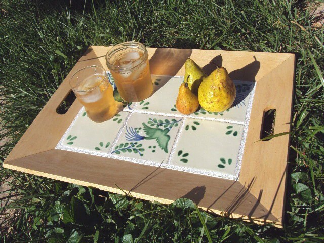 Birch serving tray inlaid with patterned Talavera tile